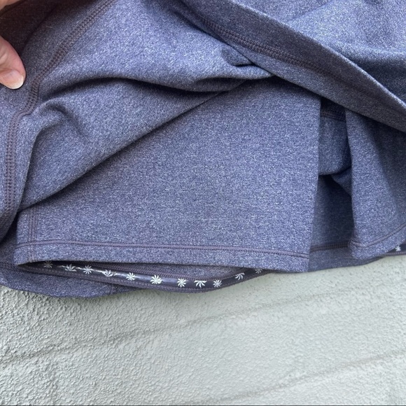 ATHLETA Relay Grip Skort Shorts in Gray & Yellow Size Small - Picture 4 of 5